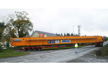 Suwnica o udźwigu 150 t jest transportowana do Autolaunch Ltd. w celu wykorzystania na miejscu