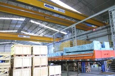 Suwnice o nośności 20 t i 6,3 t są wykorzystywane do budowy transportu wewnętrznego firmy Eidt-Ciriex