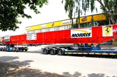 Suwnica ABUS/Morris w drodze do hali produkcyjnej Efficient Engineering w Johannesburgu, RPA